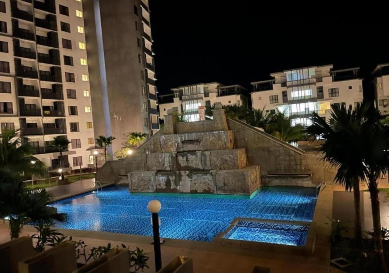 Nature Home 2 - Swiss Garden Resort Residences Beachfront Villa กวนตัน ภายนอก รูปภาพ